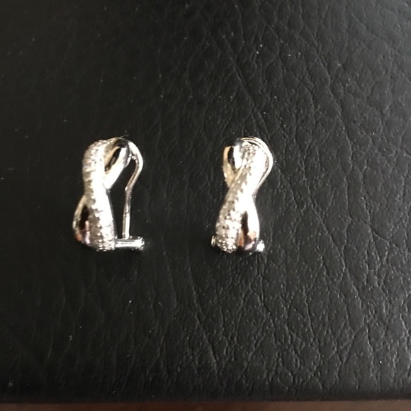 2pc Sterling Silver Necklace & Earring Set - Picture 4 of 7